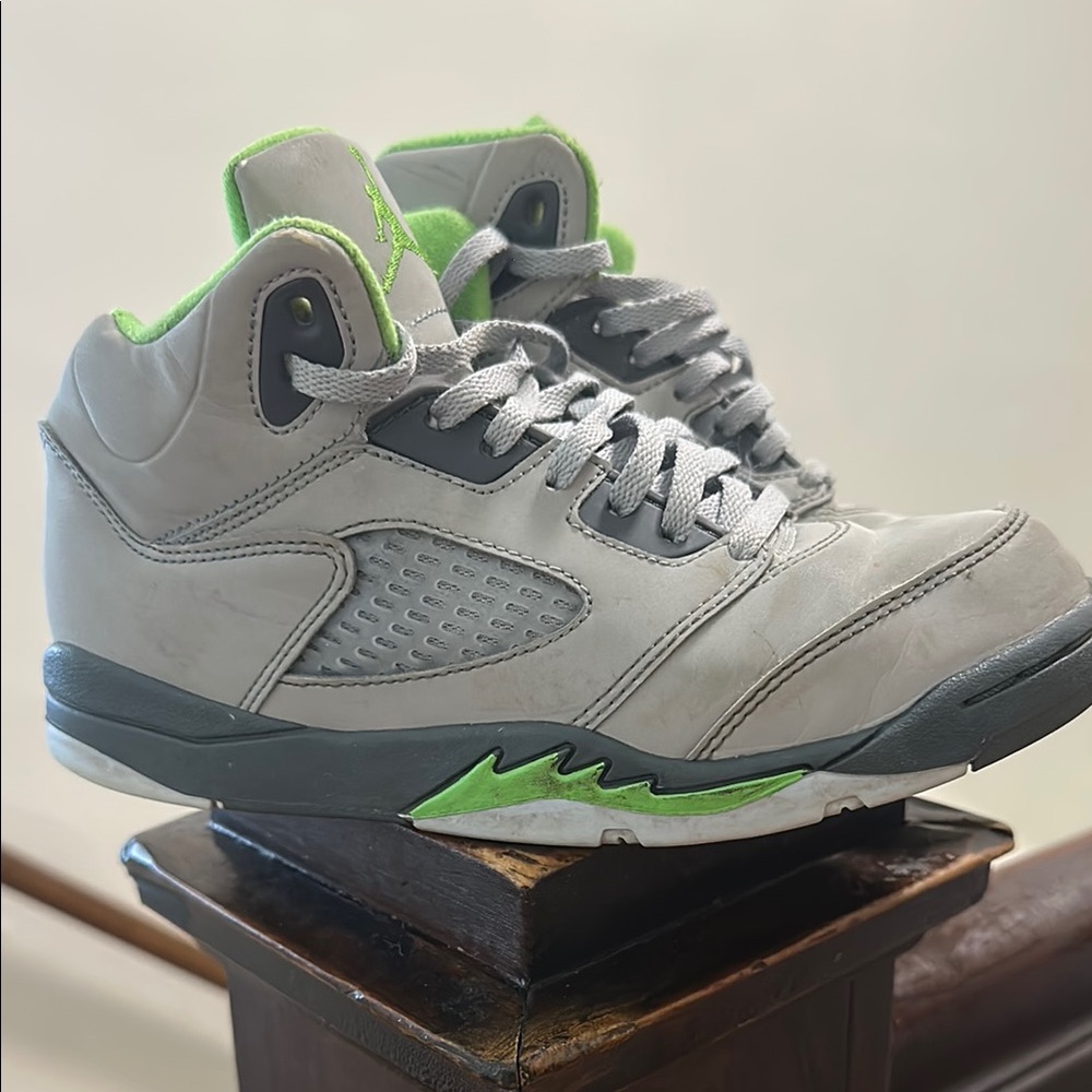Jordan Kids Sneakers - Gray and Green 3Y